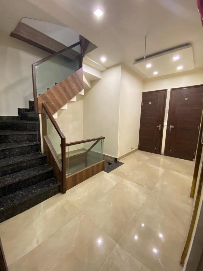 Hotel 56 - 200 Meter From Golden Temple Amritsar Exterior foto